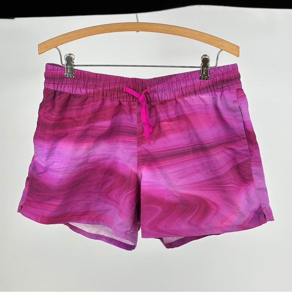 The‎ North Face Women's Medium Pink Swirl Athletic Shorts